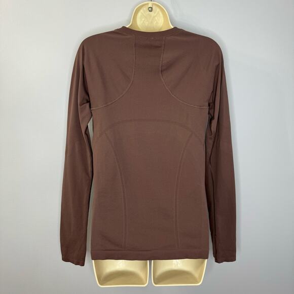 Athleta Momentum Seamless Top Long Sleeve Stretch Women's Medium - Picture 7 of 8